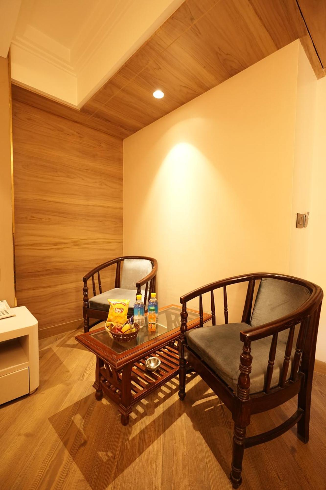 Empire Suites, 新德里 外观 照片
