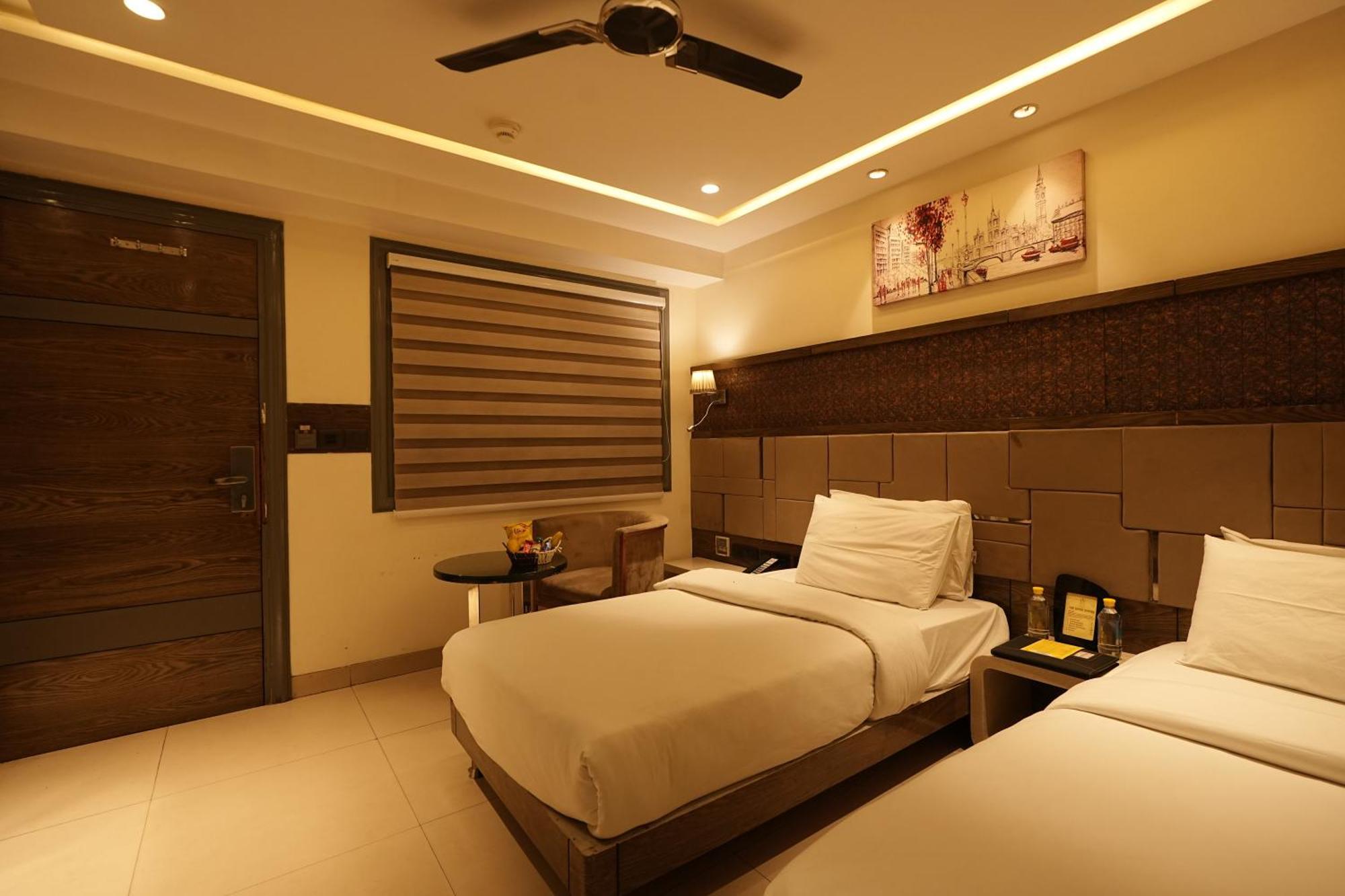 Empire Suites, 新德里 外观 照片