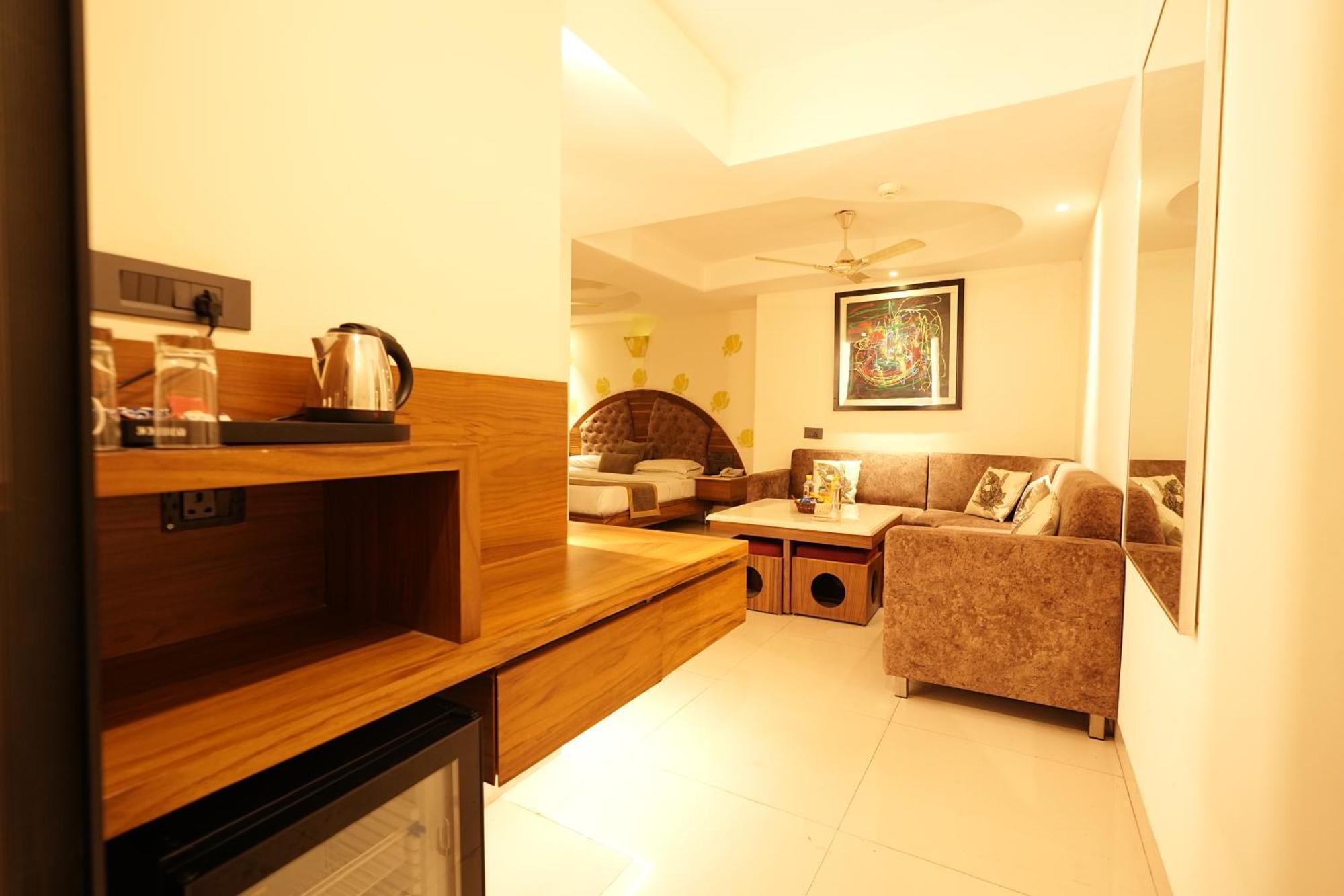 Empire Suites, 新德里 外观 照片