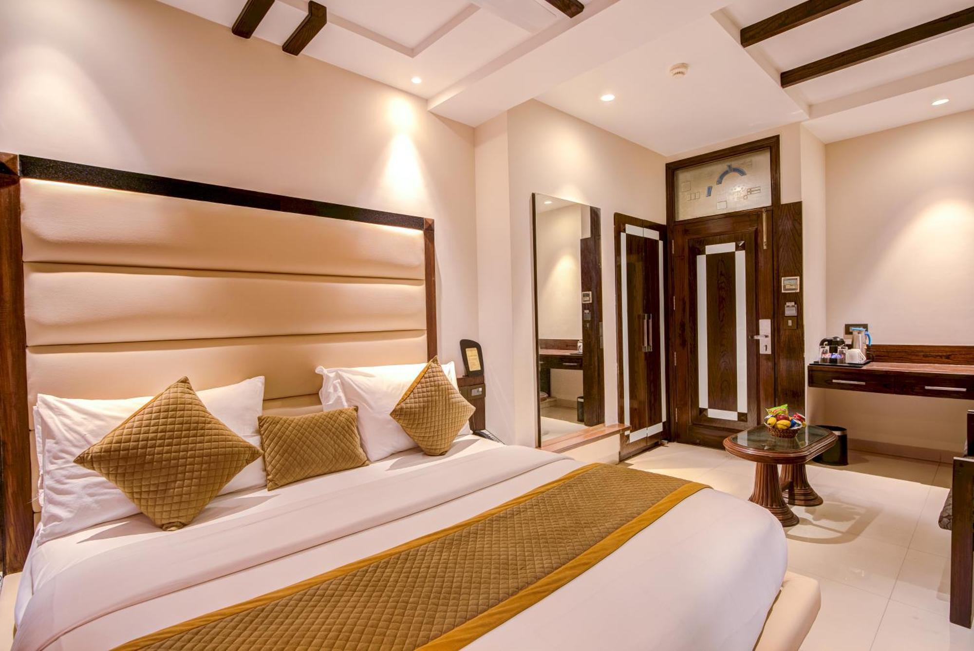 Empire Suites, 新德里 外观 照片