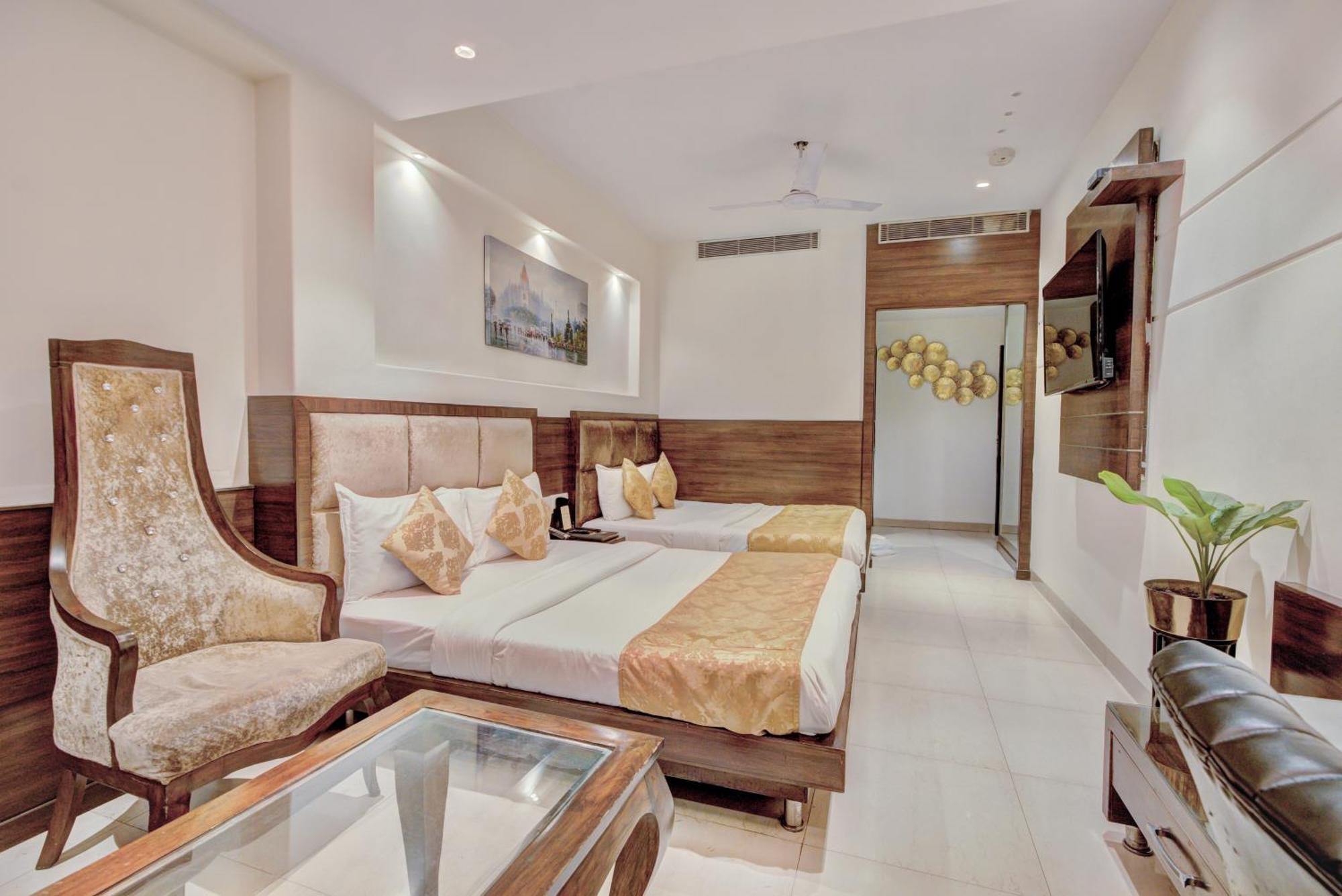 Empire Suites, 新德里 外观 照片